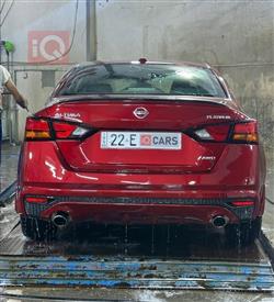 نيسان ألتيما